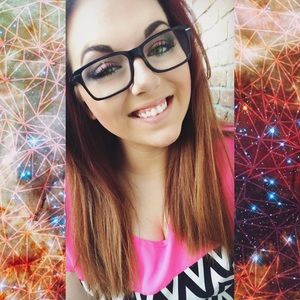 Meet your Posher, Lindsey