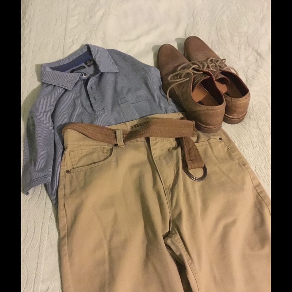 Khaki super comfortable causal pants. 32/31.