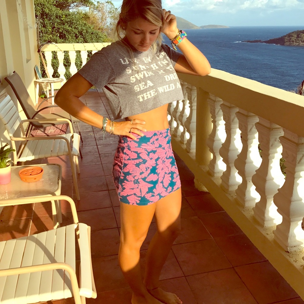 Lot of 2 tropical body con skirts