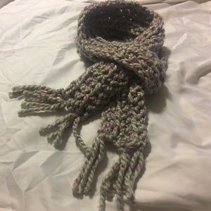 Knitted scarf