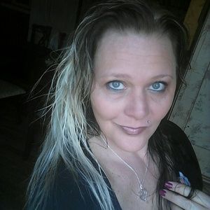 Meet your Posher, Stacie