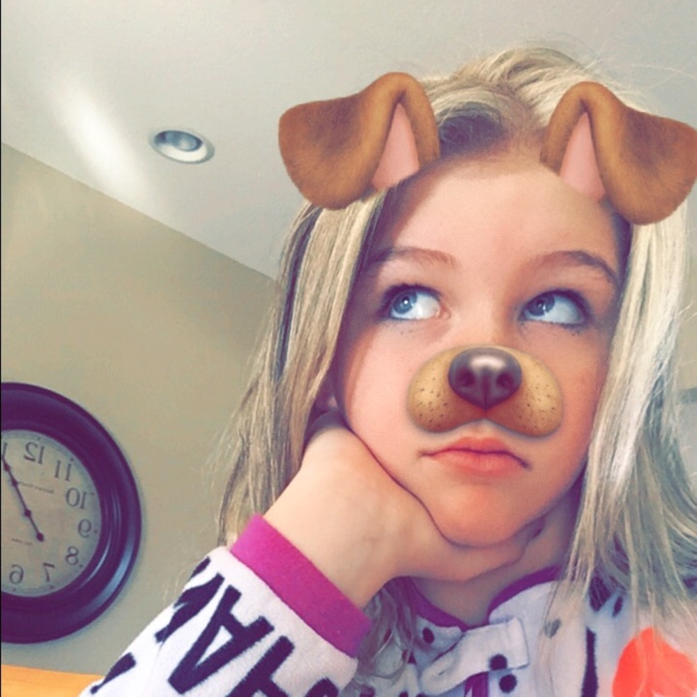 Meet your Posher, Chloe