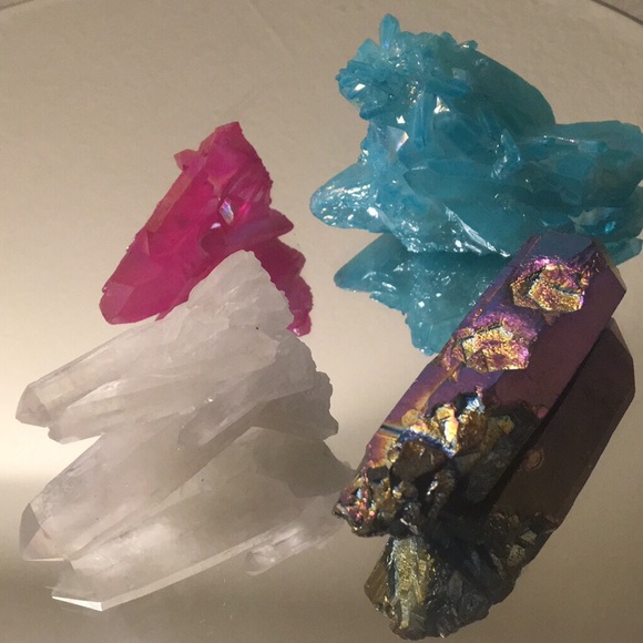 Opal Aura Quartz - Picture 4 of 4