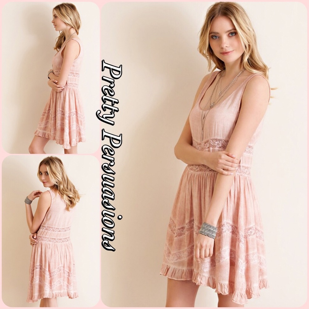 NWT Blush Viole & Lace Slip Dress - Picture 2 of 4