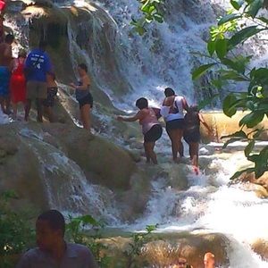 Meet your Posher, Raquel