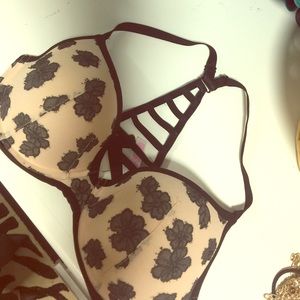 New Pink bra