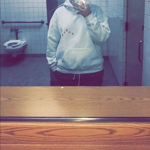 Meet your Posher, Muki