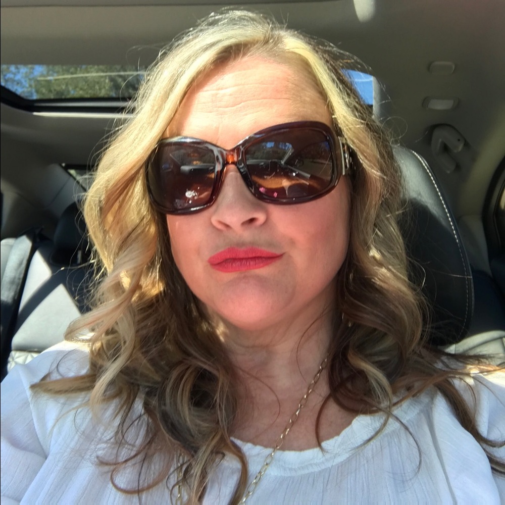 Meet your Posher, Kristina