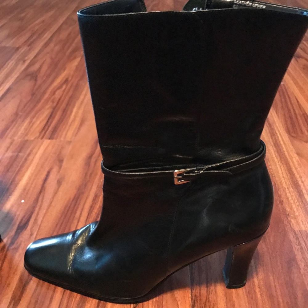 In excellent condition: almost new