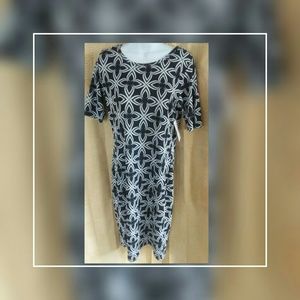 Lularoe Julia Size Small NWT Black & White