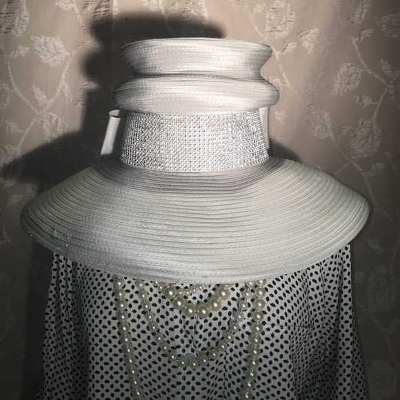 Derby Bucket Hat main image 4