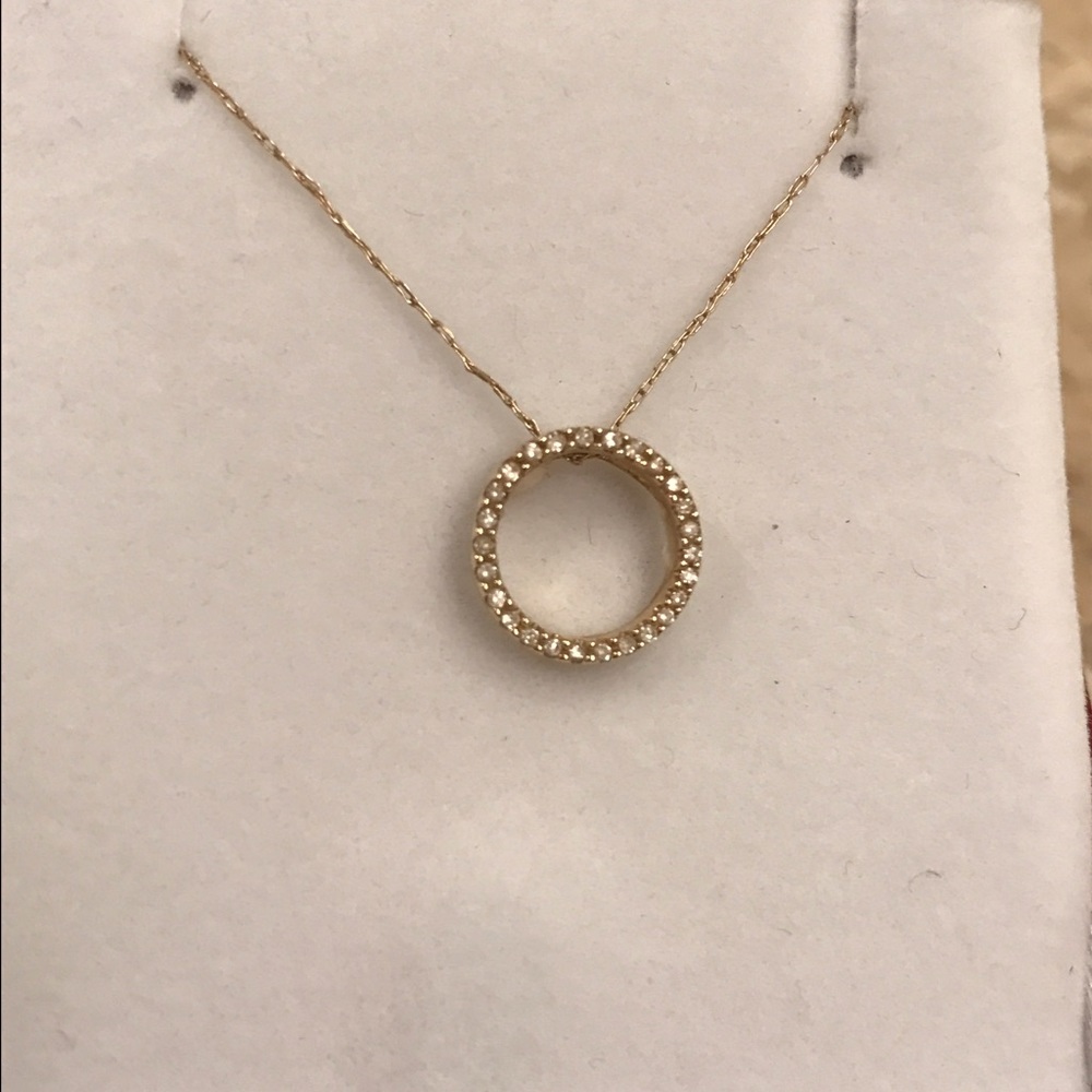 14k gold w/ pace diamond circle necklace