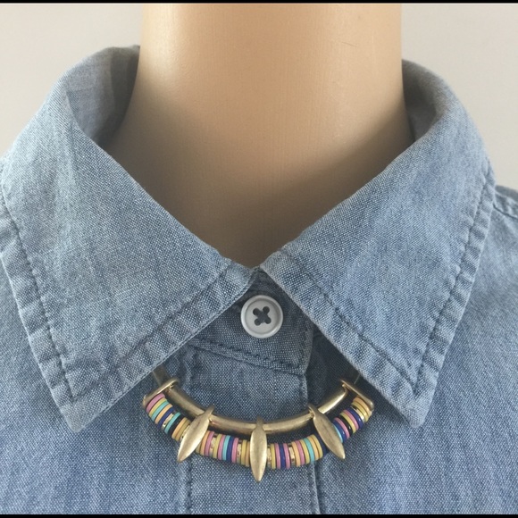 Pretty Necklace (new) - Picture 2 of 5