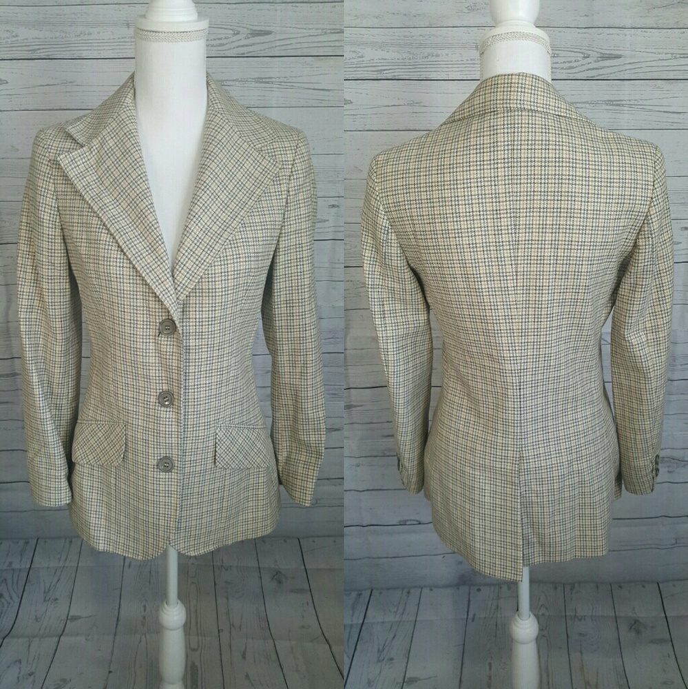 Ah! Austin Hill
Women's Vintage Blazer
Size 8