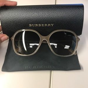 Stylish Burberry Frames.