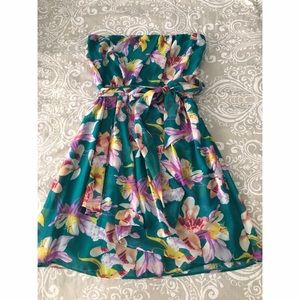 Express floral dress, size 6