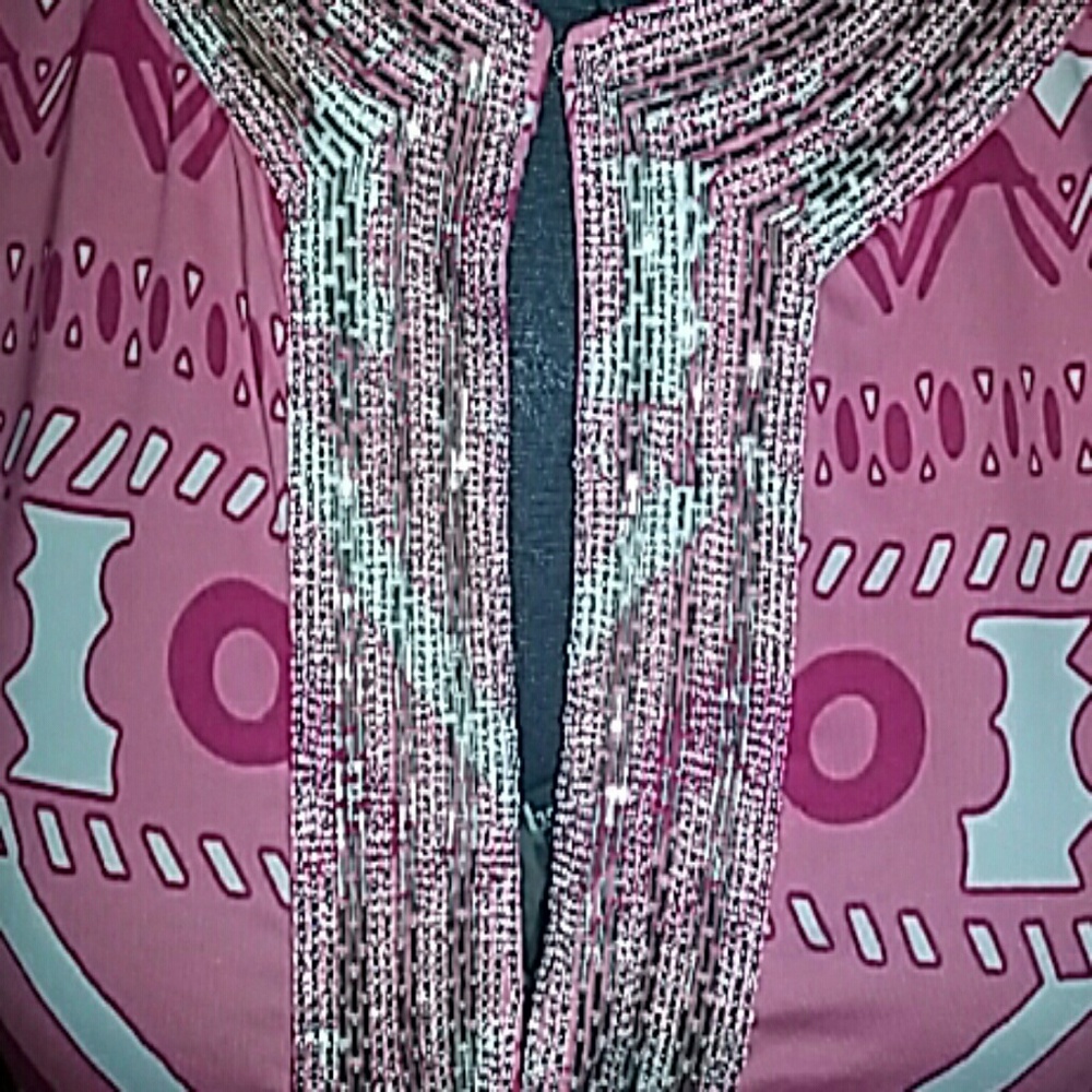Tunic - Picture 2 of 4