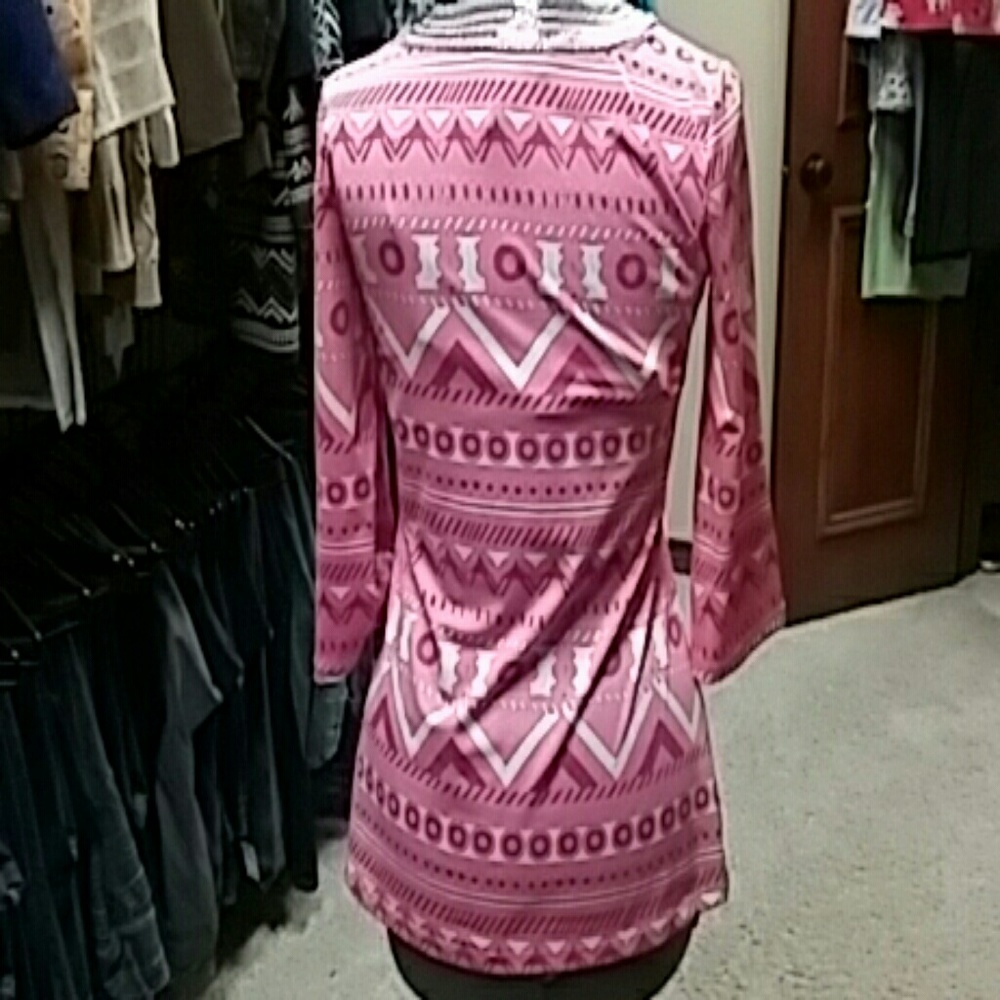 Tunic - Picture 3 of 4