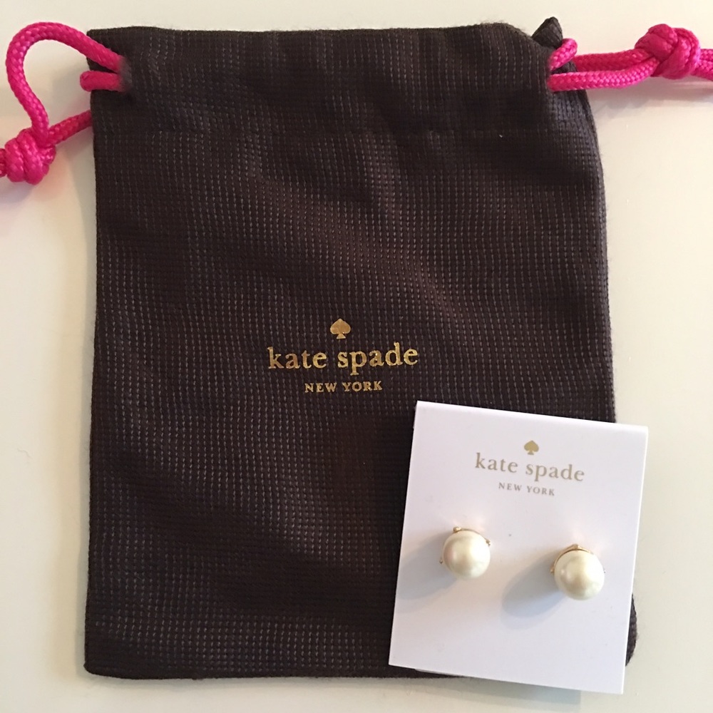 📌 SOLD Kate Spade earrings