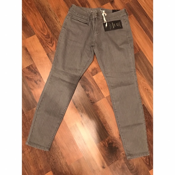 The Limited Denim - ✨NWT: "The Limited- gray w/white pinstripe jeans✨