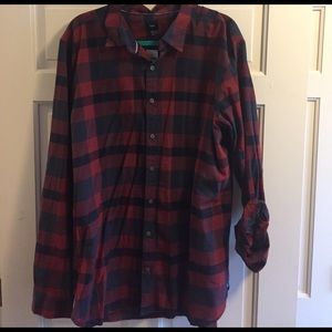Men's GAP shirt