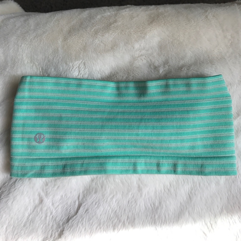 NWOT lululemon headband