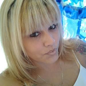 Meet your Posher, Leticia