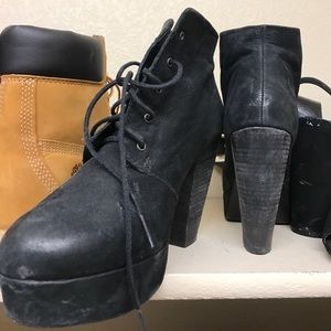 Steve Madden bootie
