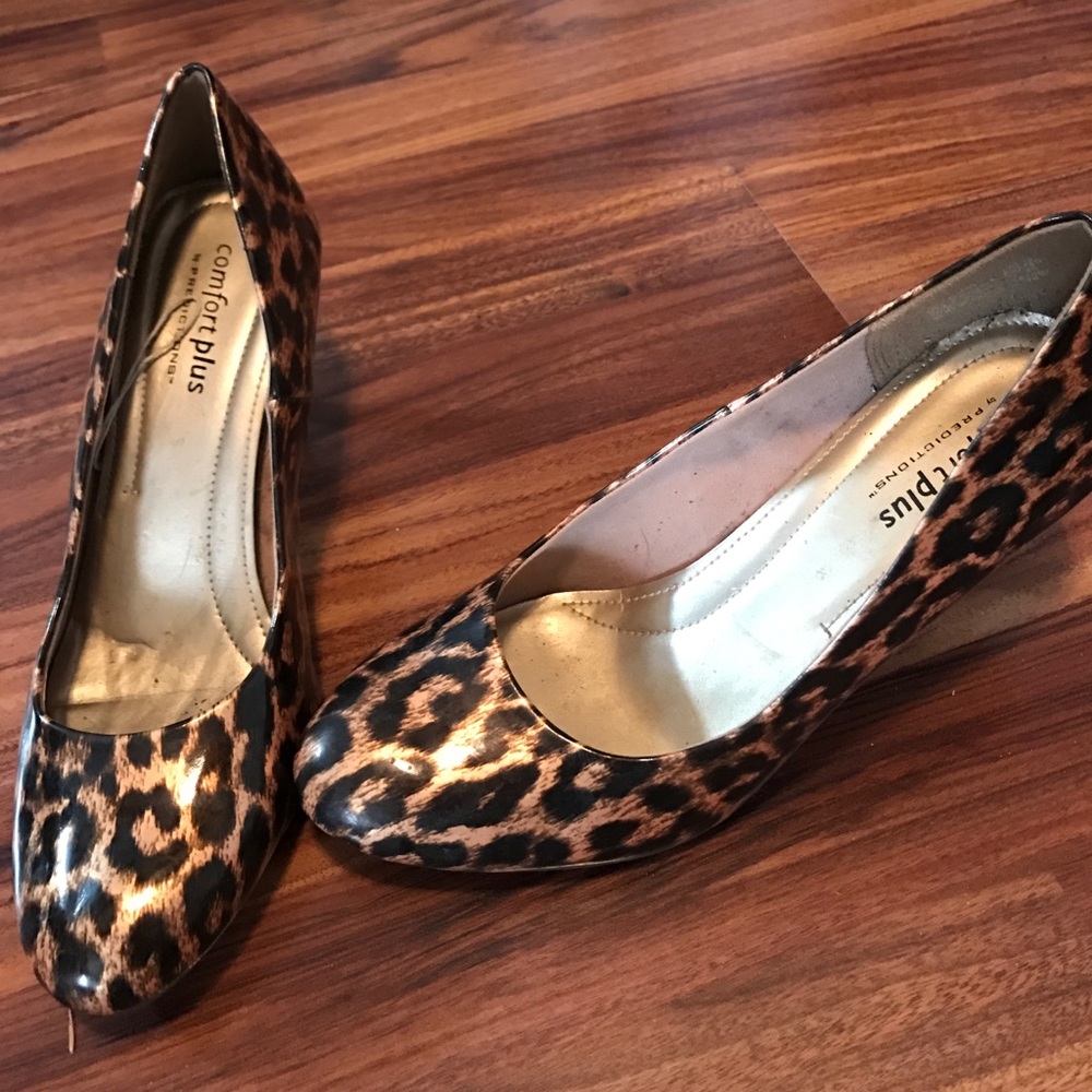 Leopard at its best: worn once; beautiful shoe