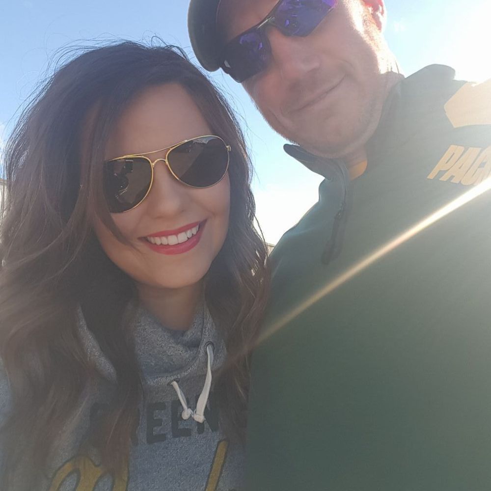 Meet your Posher, Courtnie