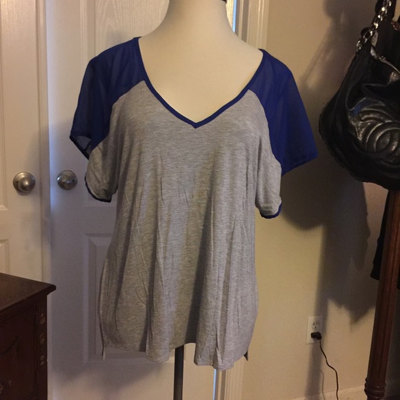 torrid Tops - Torrid fancy tshirt grey w cobalt sleeves 0 (12)