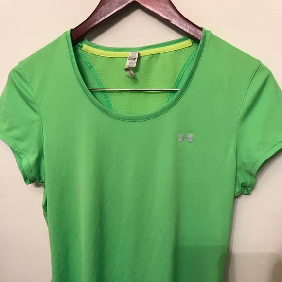 Under Armour Tops - W MD Price Drop Today! Under Armour shorts sleeve