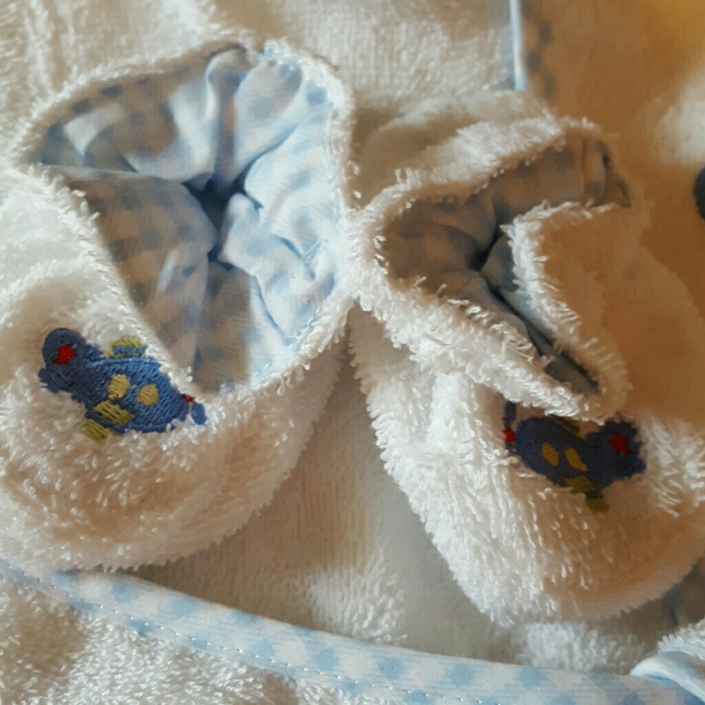 0-9 month Bath Robe - Picture 4 of 4