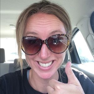 Meet your Posher, Kellie