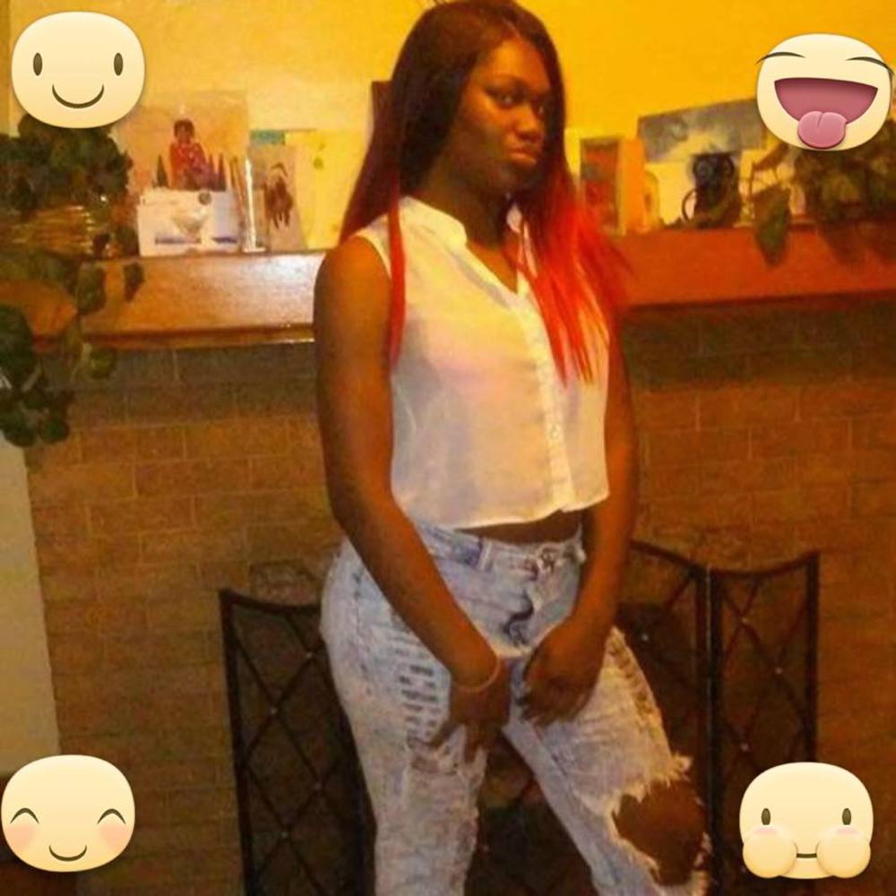 Meet your Posher, Leana