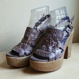 Very Cute Lucky Brand Cork Platform Sandals