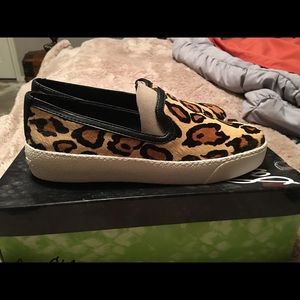 Sam Edelman size 6.5 cheetah sneakers. New in box.