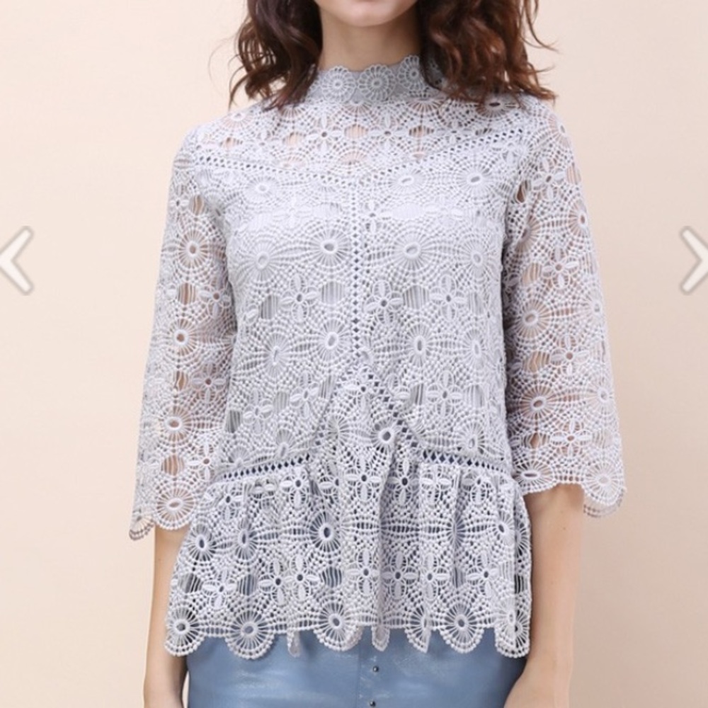 Chicwish Art of Crochet top, grey, NWT