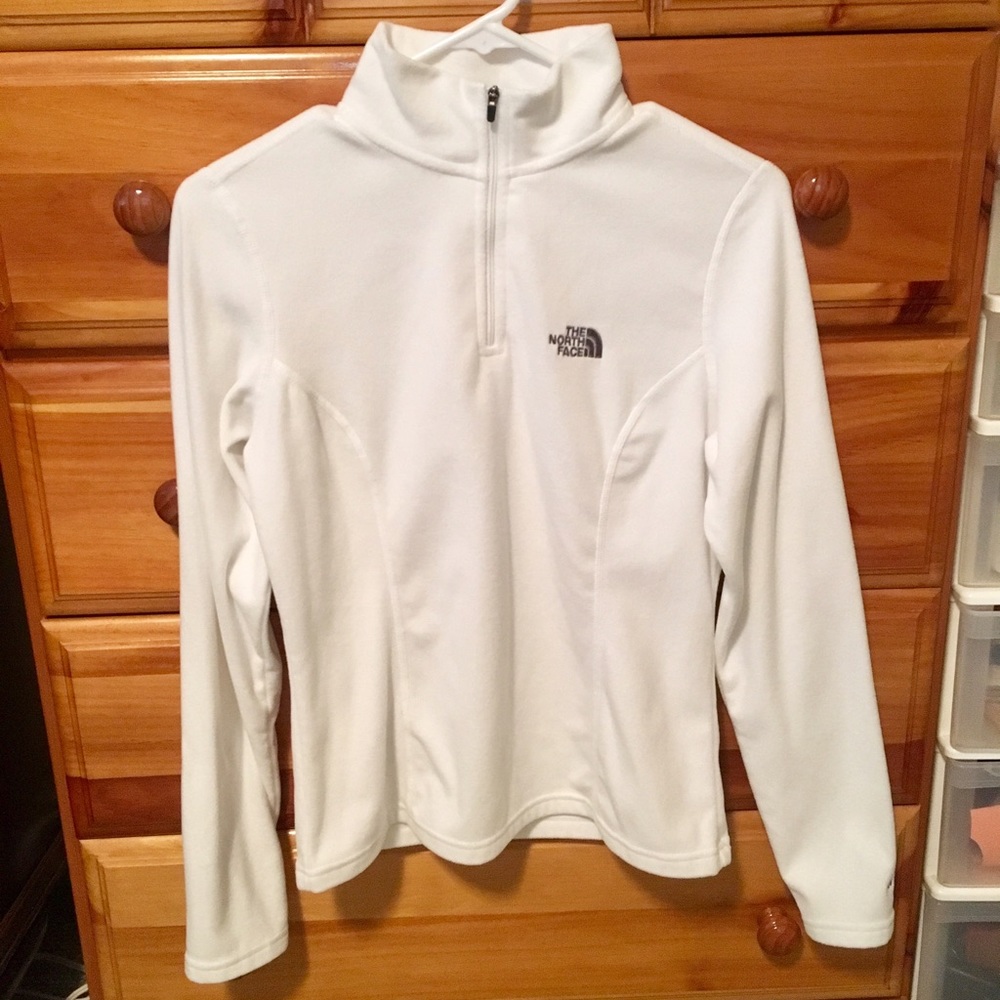 THE NORTHFACE white pullover