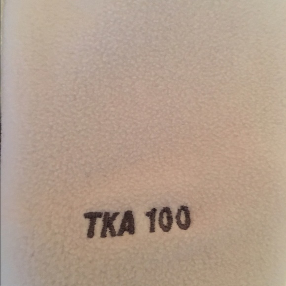 THE NORTHFACE white pullover - Picture 2 of 3