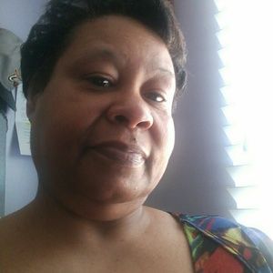 Meet your Posher, Pamela