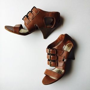 Rampage tan sandals