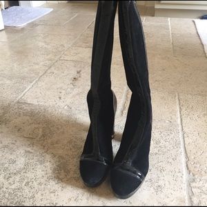 Tory Butch suede boots