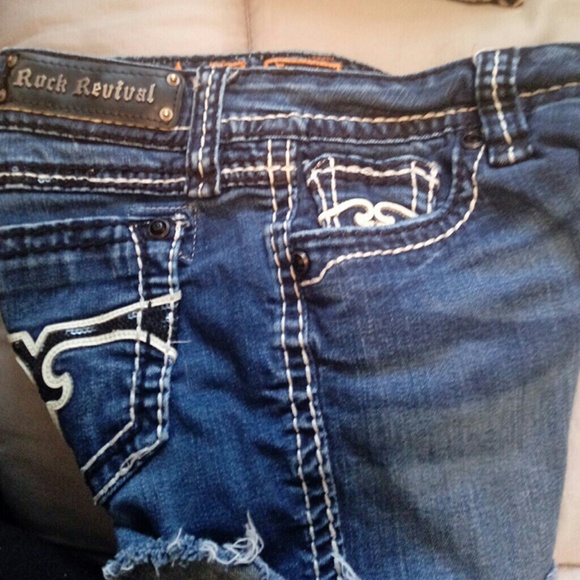 Rock revival cut off shorts size 27 - Picture 6 of 6