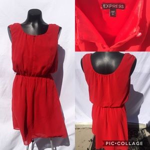 Red Express dress with pockets