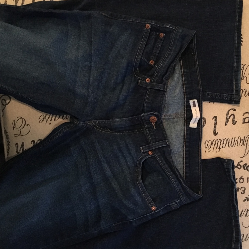 Levi 524 jeans