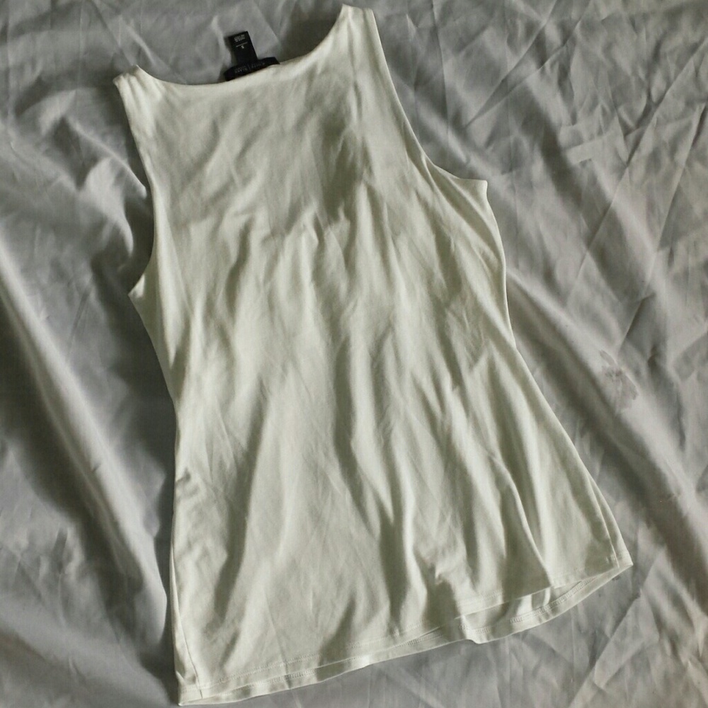 White House Black Market Sleeveless Top Design - Picture 7 of 8