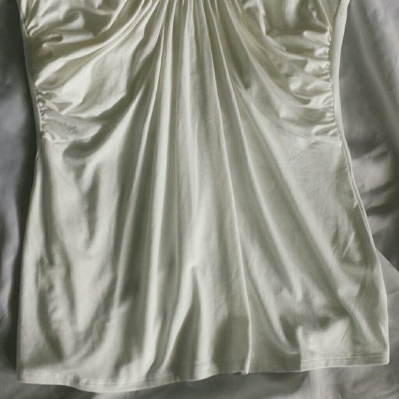 White House Black Market Sleeveless Top Design - Picture 5 of 8