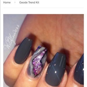 Meet your Posher, Edna