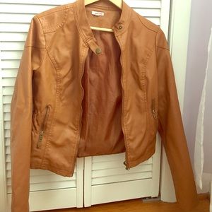 Bongo Leather Jacket/ SUMBIT ANY OFFER